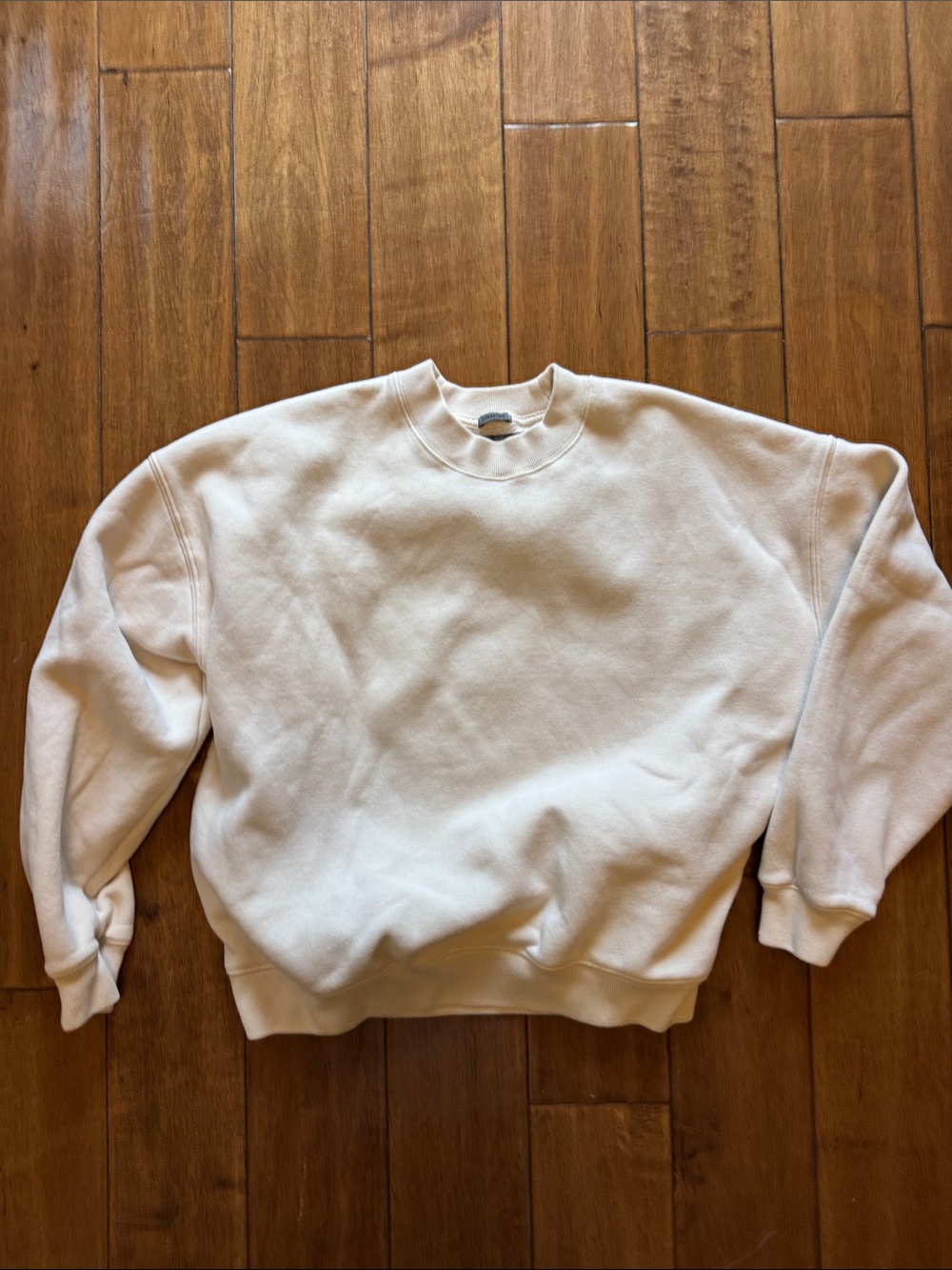 Abercrombie & Fitch Off-White Crewneck Sweatshirt oversized adult small.